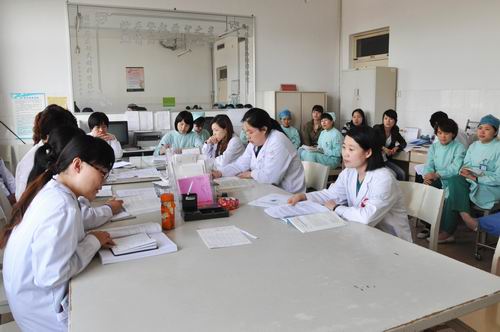 医务科组织各医疗质量与安全学习