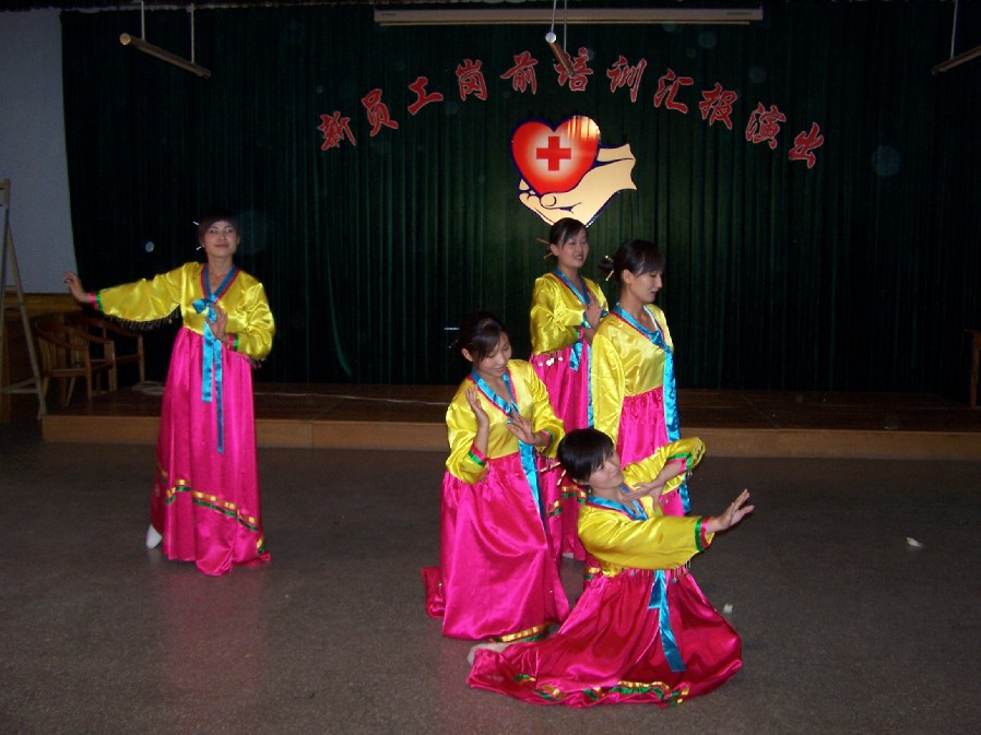 2007年8月1日新员工岗前培训汇报演出
